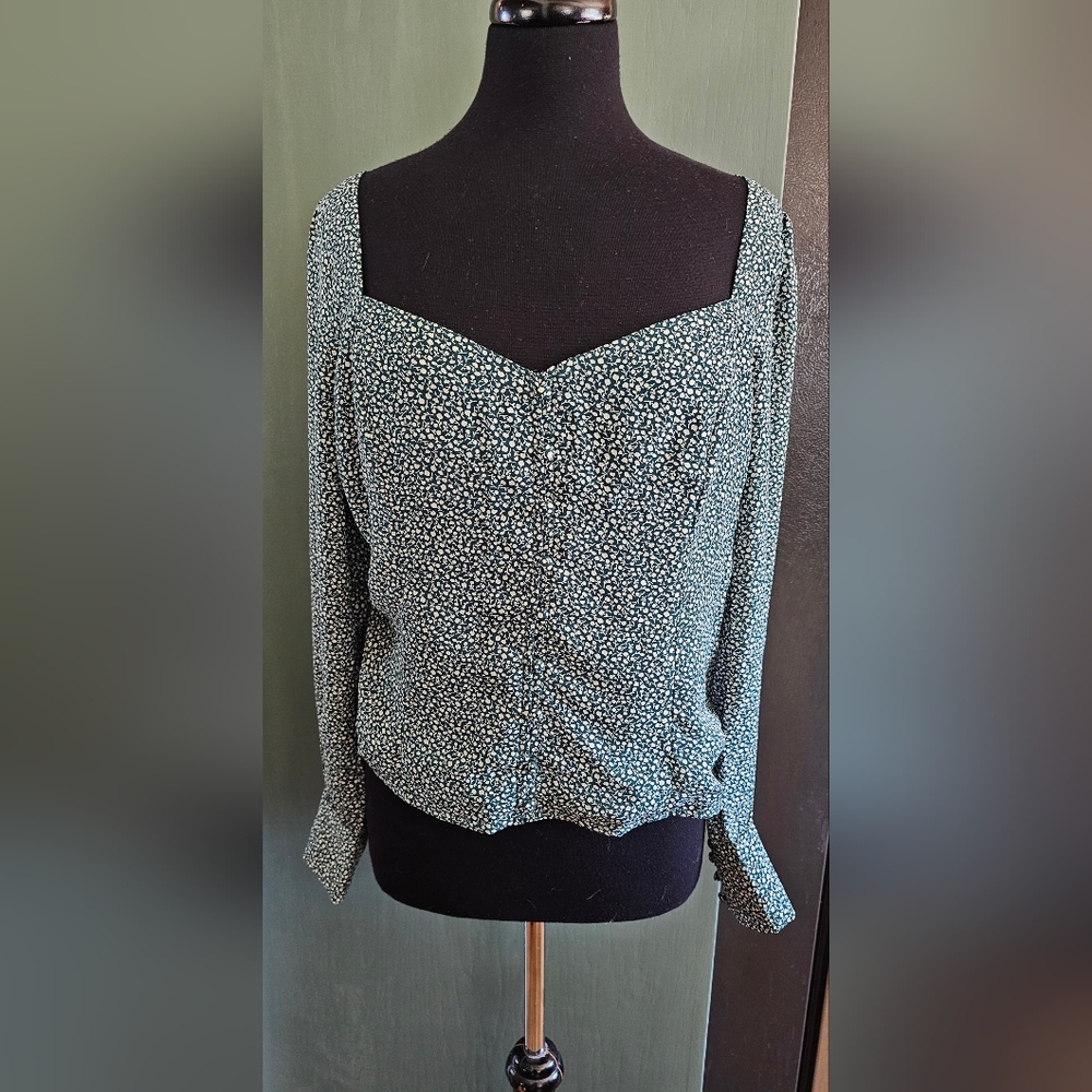 Abercrombie & Fitch Top